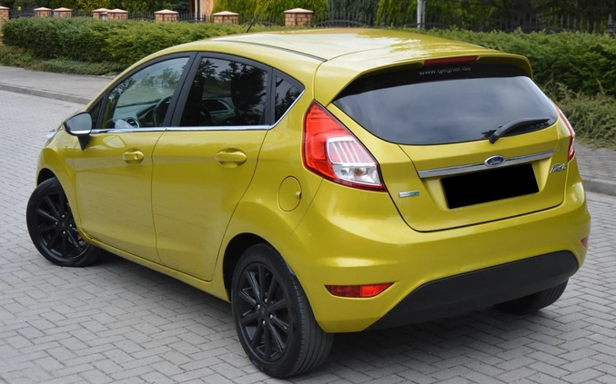 Ford Fiesta cena 28900 przebieg: 114000, rok produkcji 2016 z Legnica małe 137